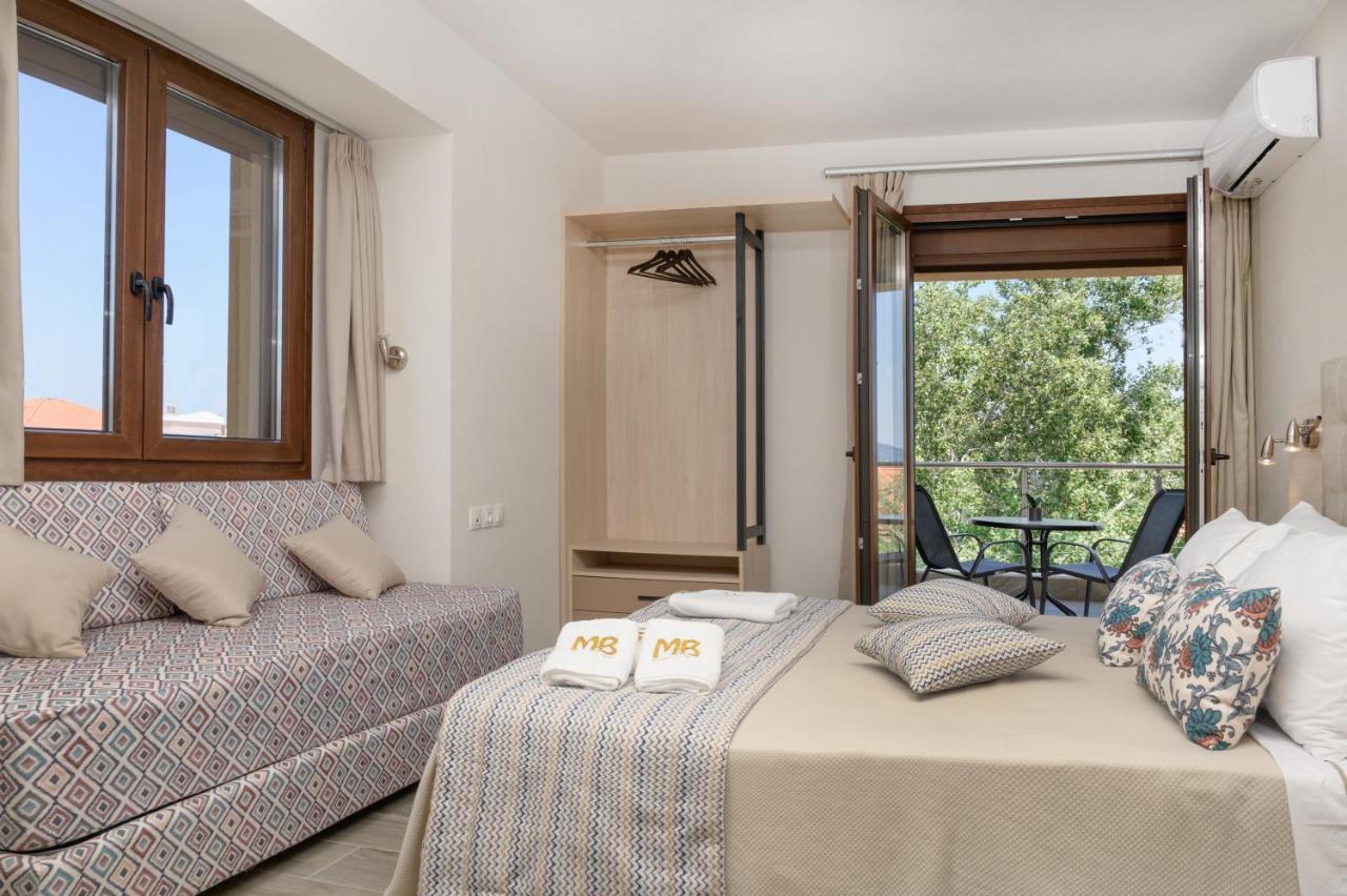 M&B Boutique Apartments Nea Roda Eksteriør billede